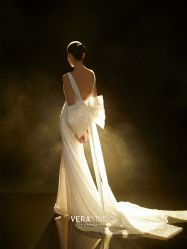 -至臻微拉婚纱摄影