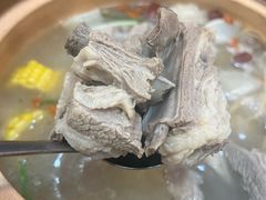 -黄小串·烤串海鲜涮牛肚(升龙广场店)