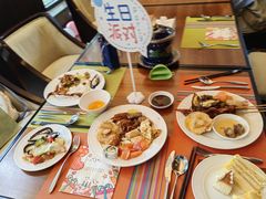 -岷山饭店-芝芝自助餐厅