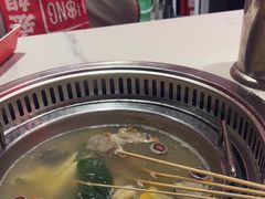 -宏姐串串香(宏伟路店)