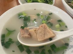 -三两春肚肺汤(崂山路店)