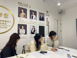 -凡碧诗毛孔清洁收细