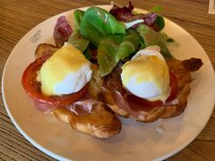 -Common Table · Brunch & Coffee