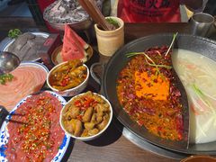 -萍姐火锅·公路夜市(武汉首店)