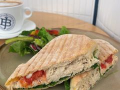 青酱鸡肉三明治-Jamaicablue Coffeeshop(中央广场店)