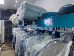-UCC国际洗衣(长宁路精选店)
