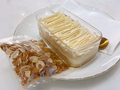 -法桐蛋糕·手作面包(万达公馆店)