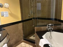 -麦哲伦丝绸度假村