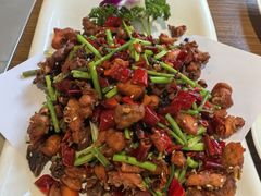 歌乐山辣子鸡-韩邦朝天锅