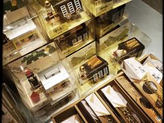 -诚品(信义店)