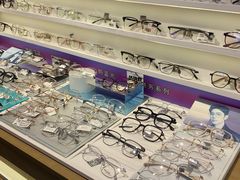 -爱视眸Eyeblling眼镜·依视路·蔡司镜片折扣店(百联南方商城购物中心)