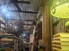 -斯多格书乡(北京大学畅春园店)
