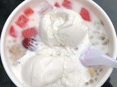 冰淇淋清补凉-文昌邓记清补凉(西沙路店)