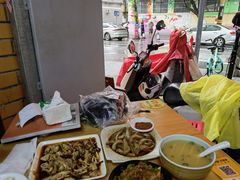-朱大嘴肥肠血旺(福字街店)