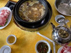 -濠轩阁特色生蚝火锅(水湾路店)