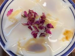 -云阿蛮云南生烫牛肉米线(奉贤路店)