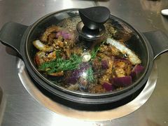 -胡须佬鸡煲四季火锅店(石厦西村直营店)