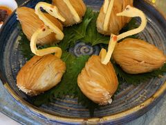 栗茸天鹅酥-白天鹅宾馆-宏图府餐厅