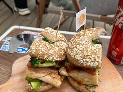 -Catch Bagel(芳草地店)