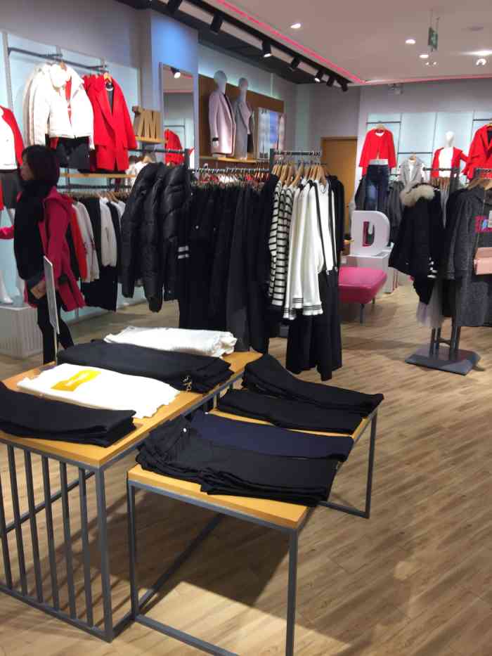 7m(凯德mall店)-"都是拉沙贝尔旗下的品牌 每次来凯德必须来.