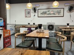 -裕兴记·蟹黄面馆养育巷精选店面馆