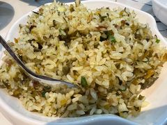 盐菜饭-凤凰路何眼镜香辣蟹(花果园店)