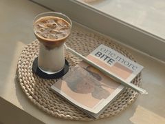 -悟白咖啡WoobyCafe