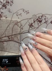 -隅日式美甲美睫專門店