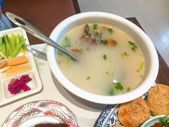 鸭架汤-梅利汴京烤鸭•开封豫菜地标店(东大街店)