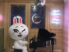 -LINE FRIENDS Garosu-gil Flagship Store