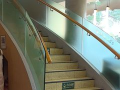 -麦当劳(展览路店)