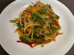 -天山集市(和家乐广场店)