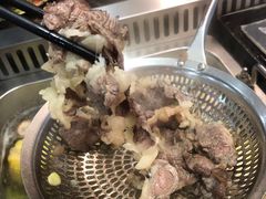 -牛里牛气· 榴莲海鲜鲜牛肉自助火锅·烤肉(横岗店)