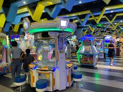 -反斗乐园π·电玩·高空拓展·蹦床(龙华天虹店)
