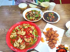 -酸婆娘重庆菜(紫竹路店)