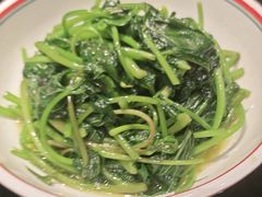 家烧红薯尖-川流不息·地道川菜·小龙虾(新松江路店)