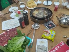 -濠轩阁特色生蚝火锅(水湾路店)