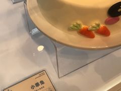 小乖兔-昆明冠生园·蛋糕·面包(朗悦湾店)