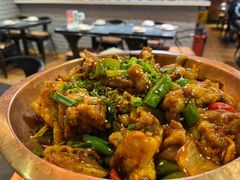 双层牛蛙锅-巴四老城区炭火蛙锅(张江店)