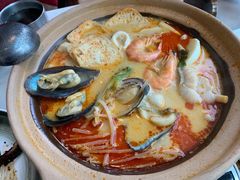 全靠食材的叻沙海鲜锅-星怡会·新加坡新美食(苏州中心店)