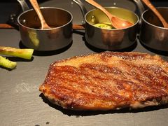 现切M9牛排300g-弦月窗LUNETTE BY AMANDA(复兴路店)