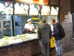 -八一路好吃街(雨田商务大厦店)