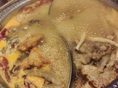 鸳鸯锅-火炉火自助餐(悠唐购物中心店)