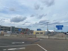 -蒙特利尔皮埃尔·埃利奥特·特鲁多国际机场