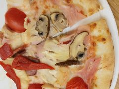 -城市大道红炉披萨烘焙坊