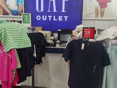 -GAP(王府井奥莱·香江小镇店)