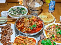 -大众跷脚牛肉馆·非遗传承单位(峨眉山店)