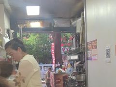-二七友名焖子铺