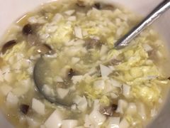-余杨鸭鸭餐厅