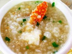 -三亚火车头万人海鲜广场